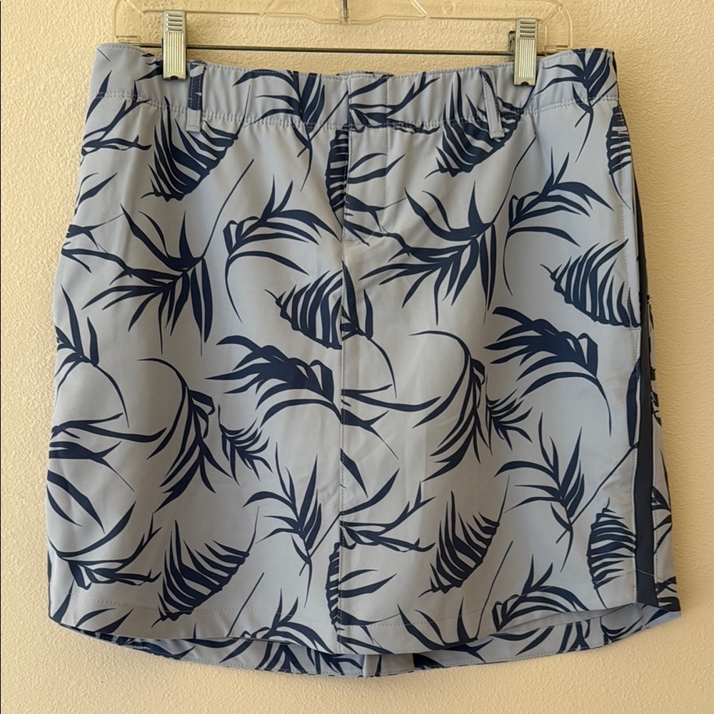NWOT under Armour Women's Blue Patterned Skort SIZE 10